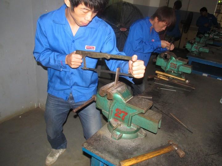 江西鉗工怎么考